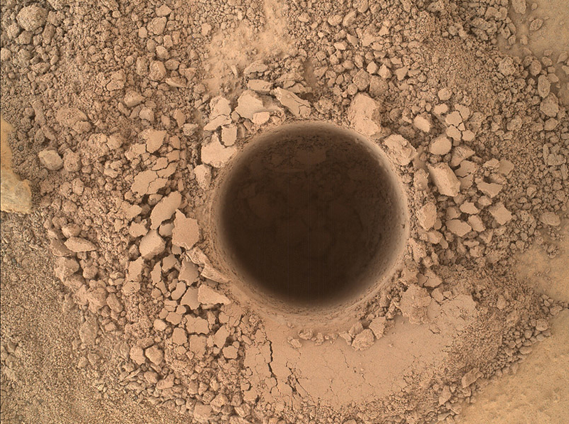 Illustration for article titled 8 Places Where the Curiosity Rover Left Drill Holes on Mars